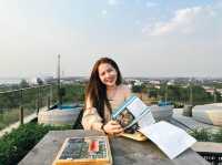 ที่พักหรู สระว่ายน้ำแบบ Infinity ชมวิวพระอาทิตย์ตก