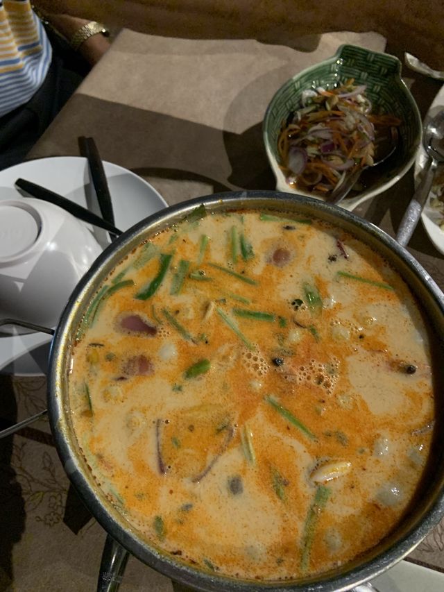 ร้านเป่าปากชามกะลา กำแพงเพชร บรรยากาศริมแม่น้ำปิง