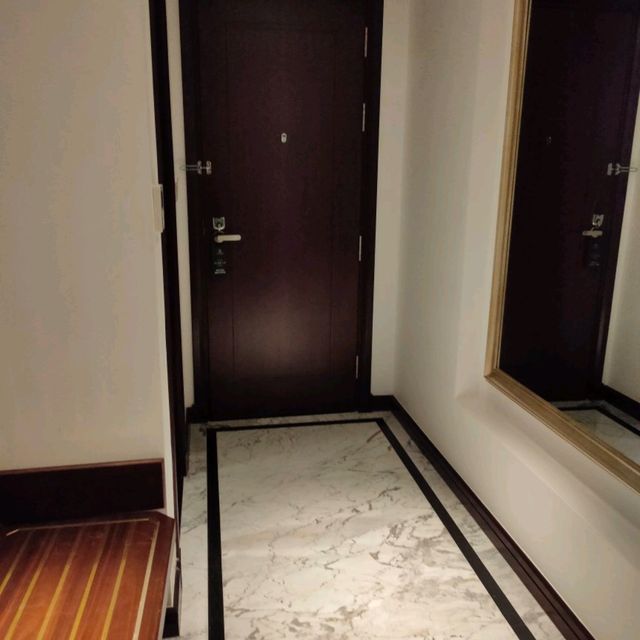 抜群のロケーション アナトールハノイ