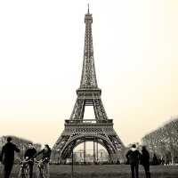 《法國·艾菲爾鐵塔》