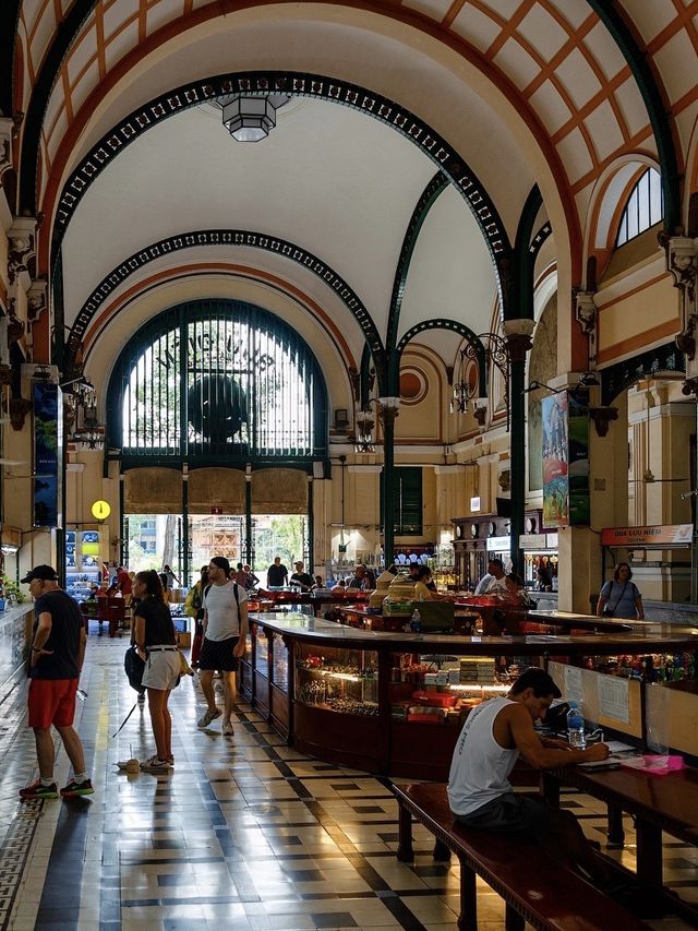 Wonderful Sai Gon central post office