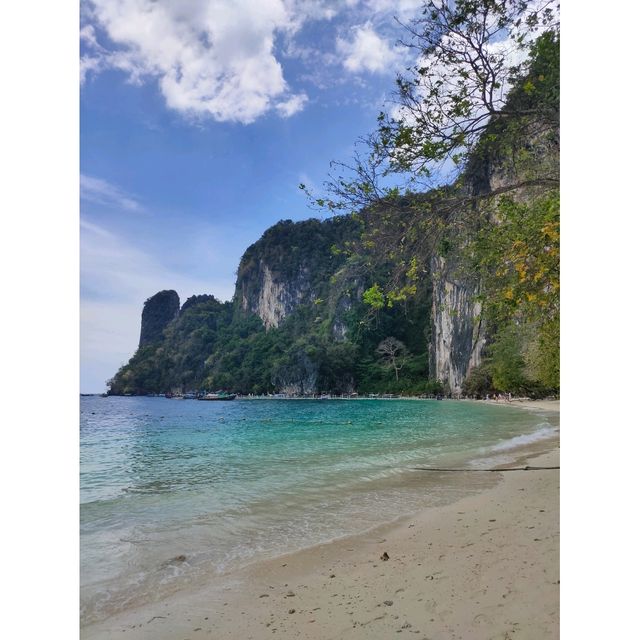 ทัวร์ หมู่เกาะห้อง จ.กระบี่