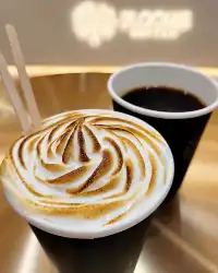 陳豪自家品牌咖啡店🤭招牌棉花糖牛奶咖啡
