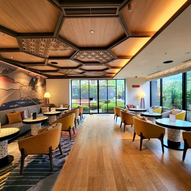 รีวิว โรงแรม Hotel Indigo Hakone Gora
