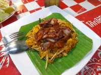 ผัดไทยพานหิน 