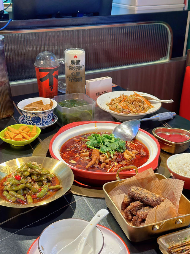 「辣二爺·肥腸爪爪」:深圳東門超人氣川菜店,值得一試! 「辣二爺·肥腸爪爪」:深圳東門超人氣川菜店,值得一試!