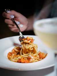 🇫🇷A Vintage Oasis of Delicious Fusion French Cuisine