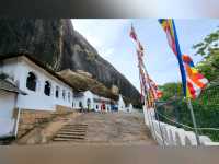 🇱🇰 The Largest cave temple complex in Dambulla, Sri Lanka