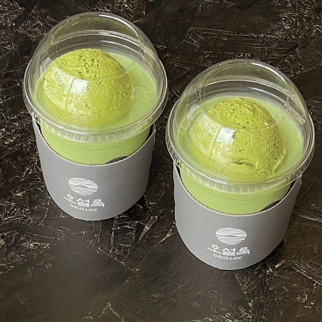 臺北市OsULLOC咖啡店：抹茶和蛋糕美味