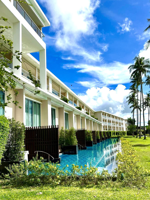 Luxurious retreat at Crowne Plaza Phuket