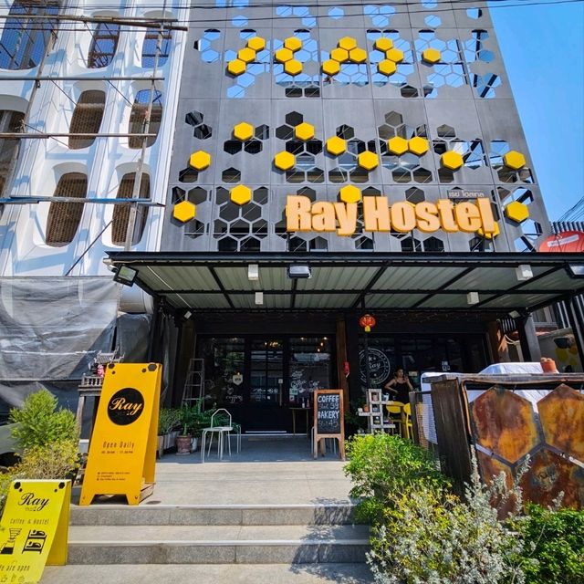 RAY Coffee Bar & Hostel