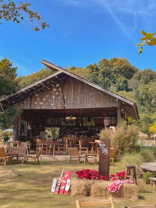 Obb Farm & Cafe