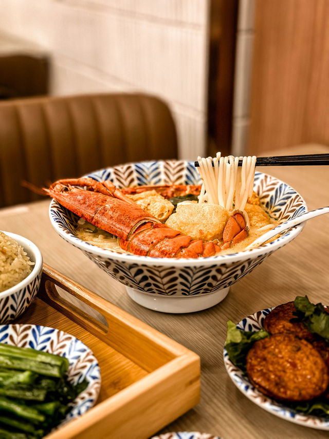 𓅙 新店！尖沙咀性價比高海南雞飯