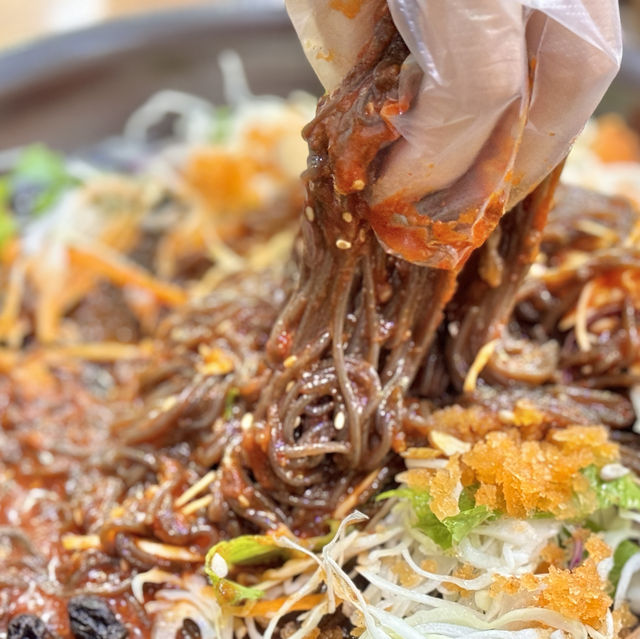 연인 사이에 쌓인 감정은 보쌈 데이트로 - 항아리 보쌈 송촌점