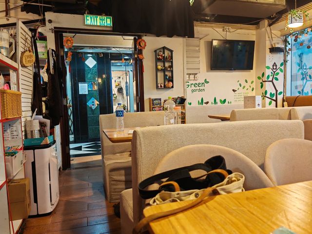 溫馨樓上cafe