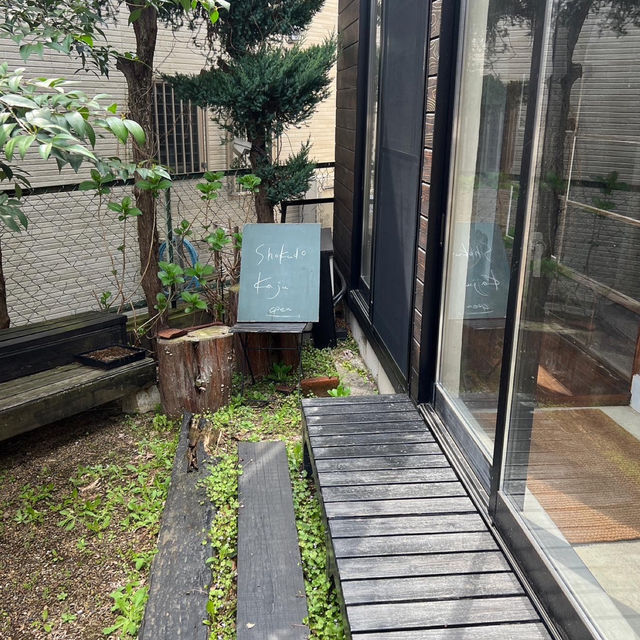 まるで隠れ家？
