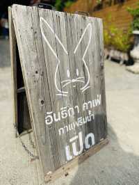 คาเฟ่ริมน้ำอยุธยาบรรยากาศวิวบ้านริมน้ำ-antika cafe