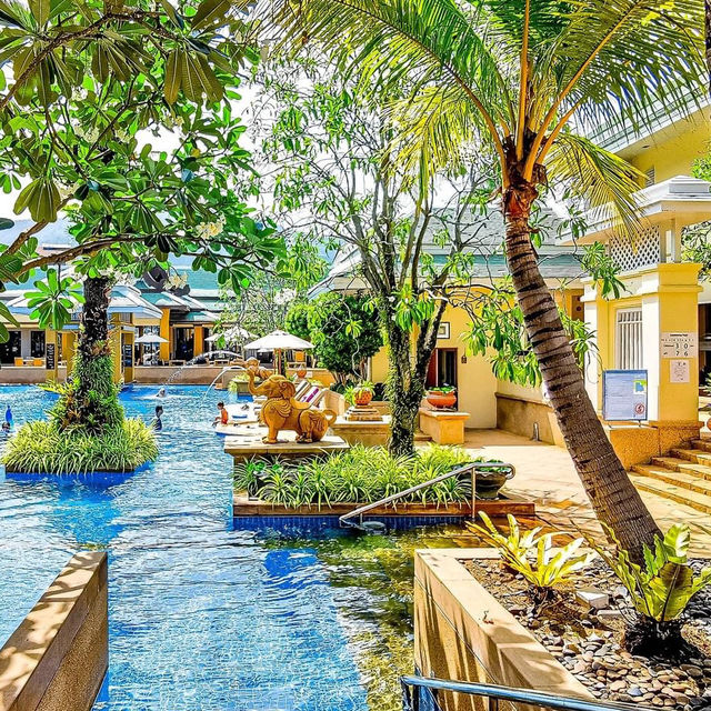 Holiday Inn resort phuket.