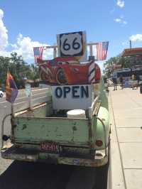 Experience Cars in Real Life Along Route 66 🇺🇸