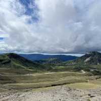 일본 구마모토 아소산 나카다케 화구 탐방: 대자연 속 살아있는 화산의 숨결