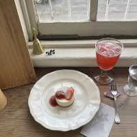 かわいいヴィーガンスイーツが食べれるカフェ