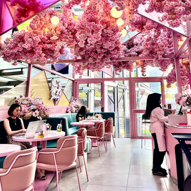 Indulge in the prettiest food in the prettiest cafe in Pavilion KL