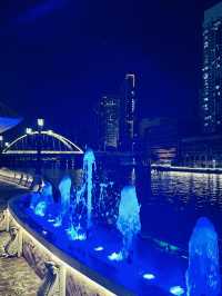 Downtown lovers' esplanade 