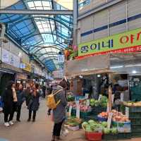 【望遠市場:ソウル,韓国】食べ歩きが楽しいローカル市場✨