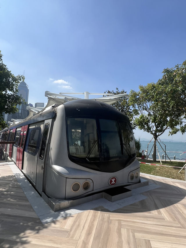 「烏蠅頭」列車重現灣仔「海濱站」