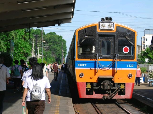 นั่งรถไฟ เที่ยวน้ำตก ไปน้ำตกไทรโยคน้อย