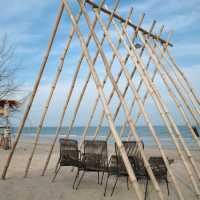 Demi beach concept