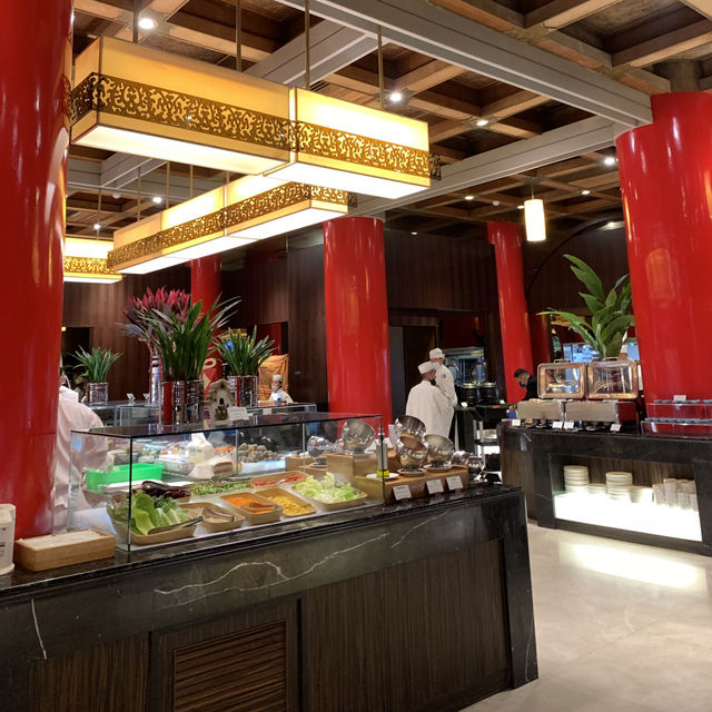 【松鶴自助餐】在古色古香的裝潢中品嚐美味 【松鶴自助餐】在古色古香的裝潢中品嚐美味