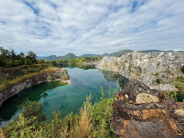 Blue Lagoon ภูผาม่าน
