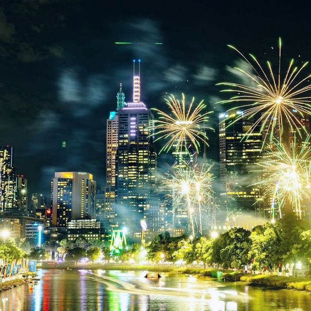 Melbourne’s New Year Fireworks: A Dazzling Start to 2025 🇦🇺