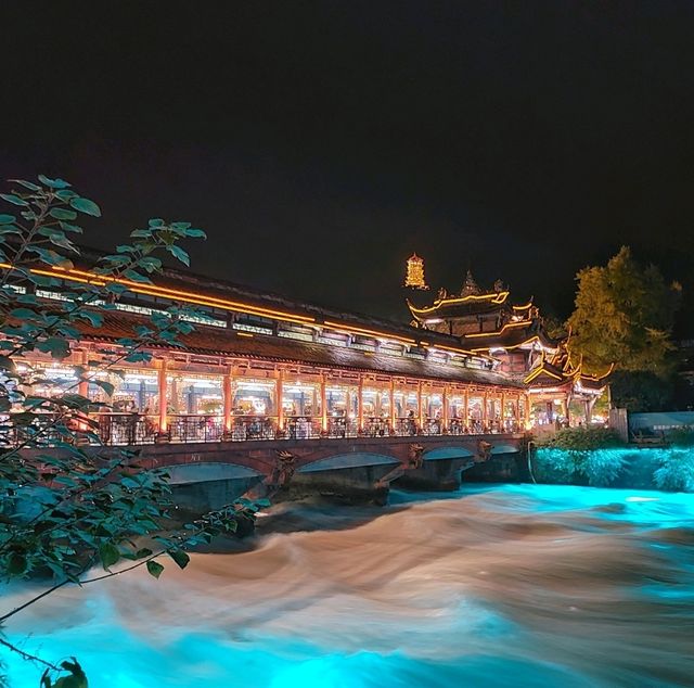 สายน้ำสุดโรแมนติก @ South Bridge (南桥) Dujiangyan