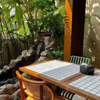 SRASI COFFEE & EATERY