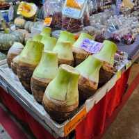 ชม ชิม ช้อป OTOP ชุมชน ที่ตลาดน้ำดอนหวาย 