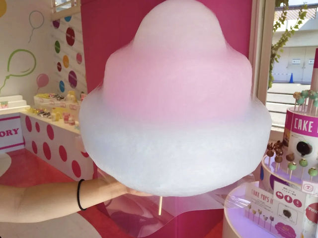 TOTTI CANDY FACTORY คาเฟ่ขนมหวานโกเบ