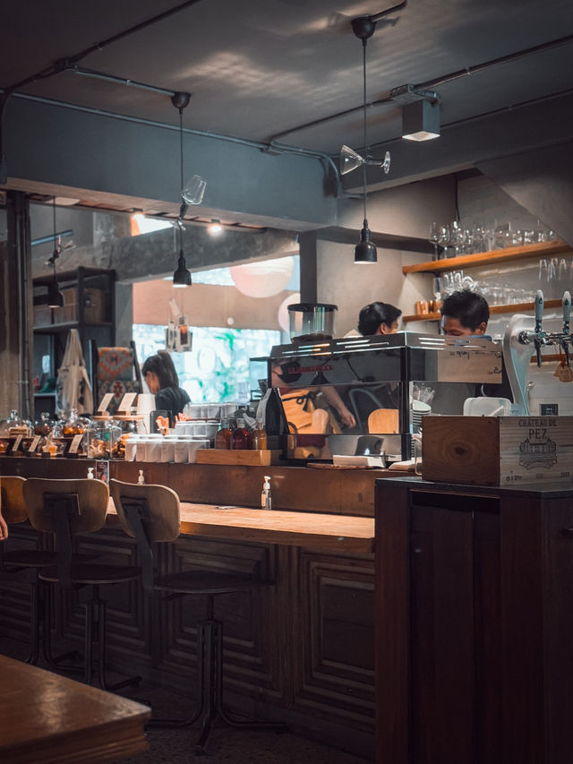 ร้าน Brunch ย่านสีลมที่สายฝ.มากินเยอะมาก