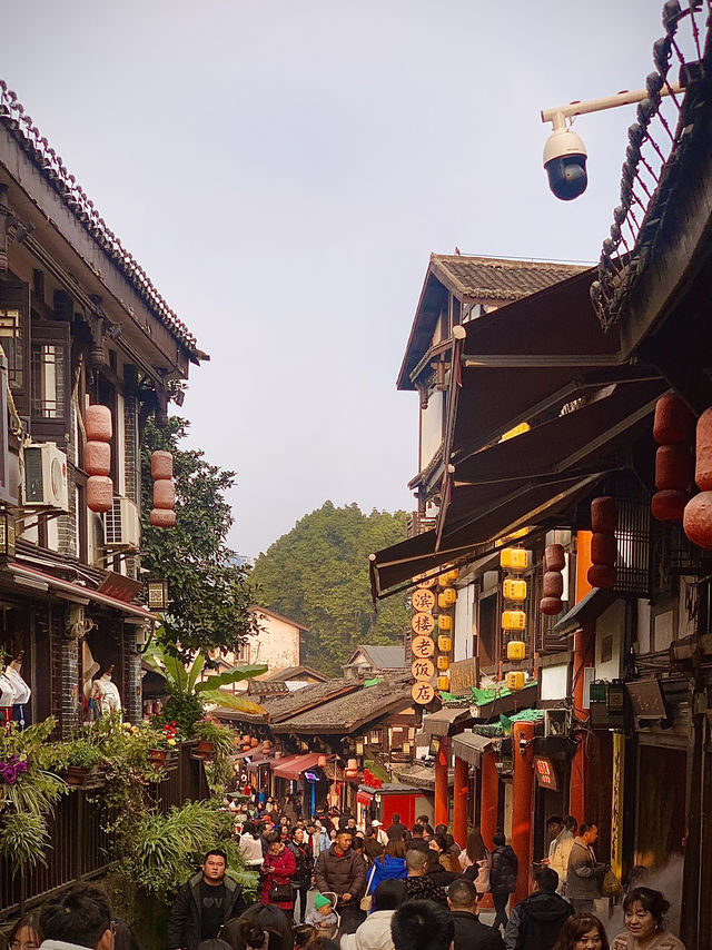 Visit the charming Ciqikou Ancient Town 😍