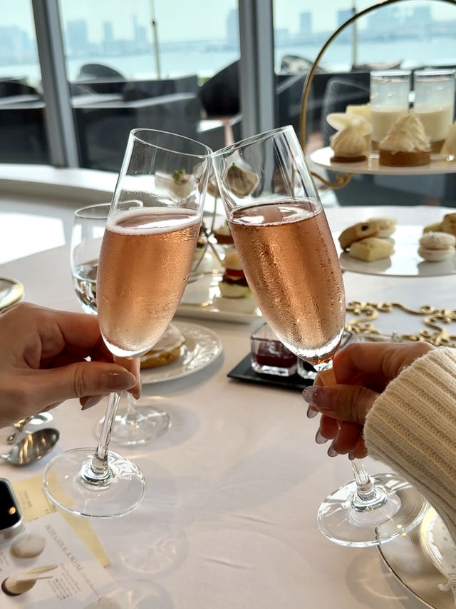 Elegant Afternoon Tea at InterContinental Tokyo Bay