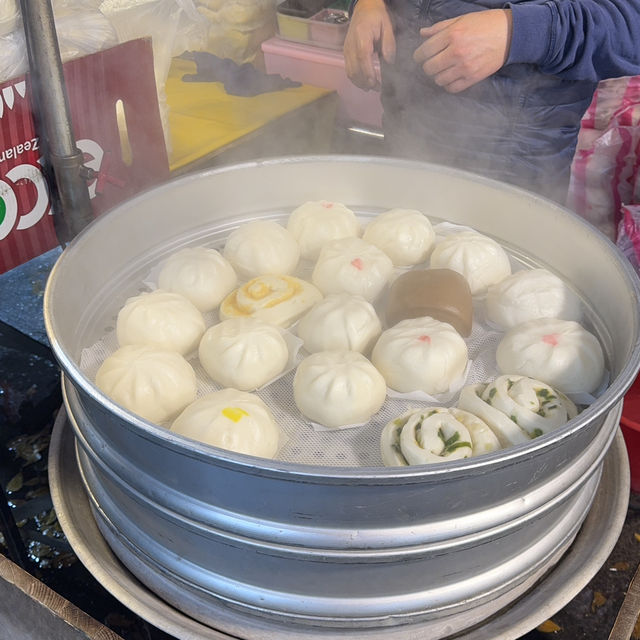 【台湾】雙連朝市でホクホクの朝ごはんを味わう