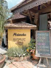 Thai Restaurant near the border 