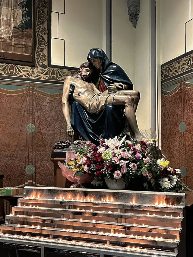 Jakarta Cathedral: A Gothic Masterpiece in the Heart of the City