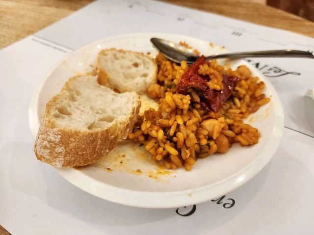 [🇪🇸グラナダ] 美食の街で食べ尽くし！絶品タパスとスイーツ巡り