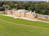 Enjoy the natural beauty of Heaton Park, the iconic park in Manchester!
