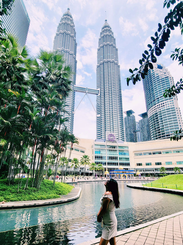 Capturing the Majesty of Petronas Towers: A Daytime Photography Guide
