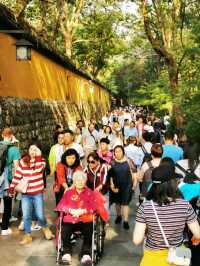 A Tranquil Escape: Exploring the Ling Yin Temple in Hangzhou