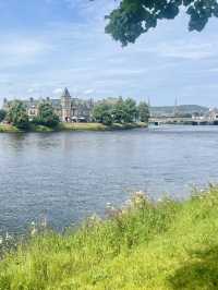 Spring Strolls Along Inverness Riverside