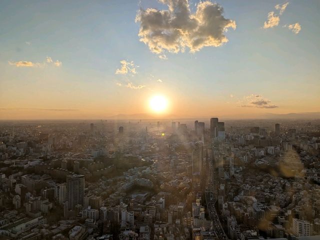 Day and Night Magic: Roppongi Hills View is Worth It!
